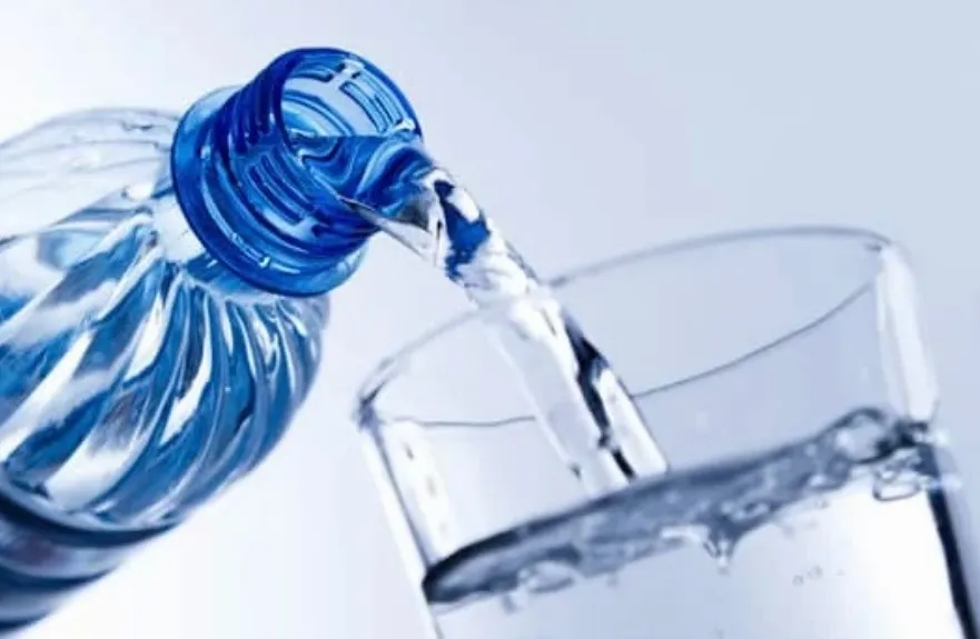 美肌の秘訣！美容鍼で水分補給しながら健康美人になろう！