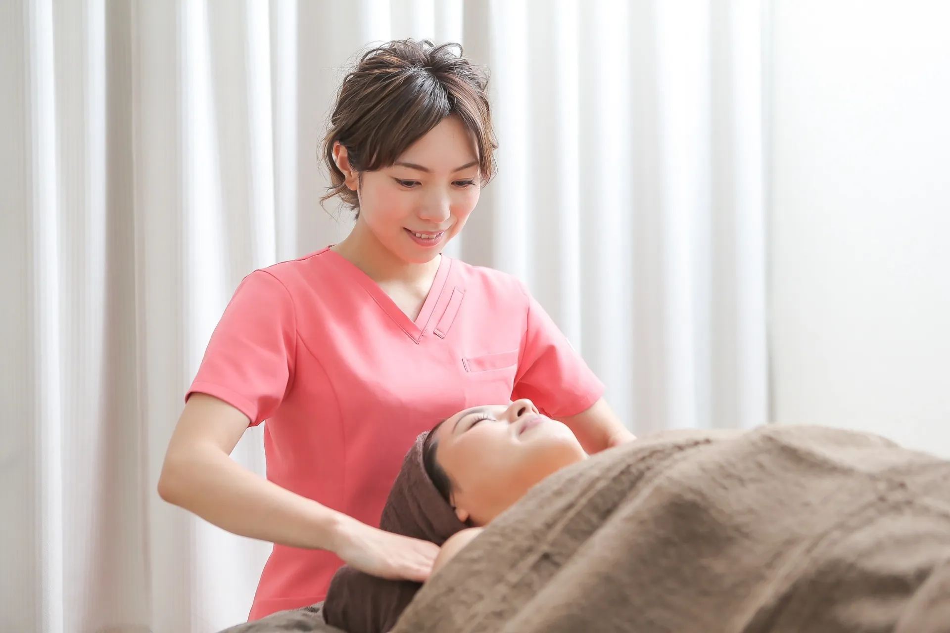 名古屋市北区の女性鍼灸師が実践する安心美容鍼