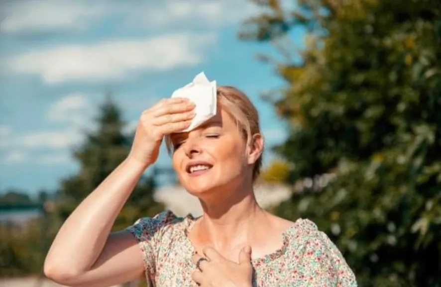 紫外線から守る美容鍼で若々しい肌へ